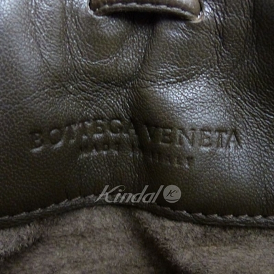 寶緹嘉經典皮革迷你回棕色，樂天海外銷售中，盡顯優雅風范